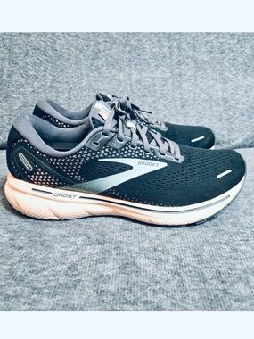 Brooks Ghost 14 running sneakers